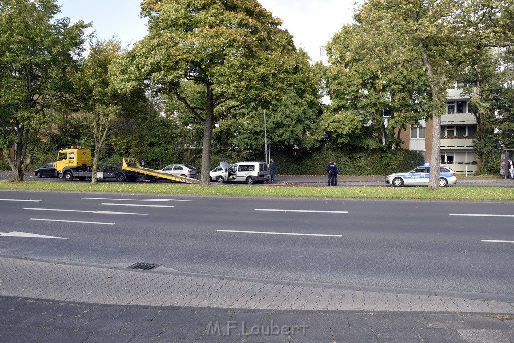 VU Koeln Buchheim Frankfurterstr Beuthenerstr P227.JPG - Miklos Laubert